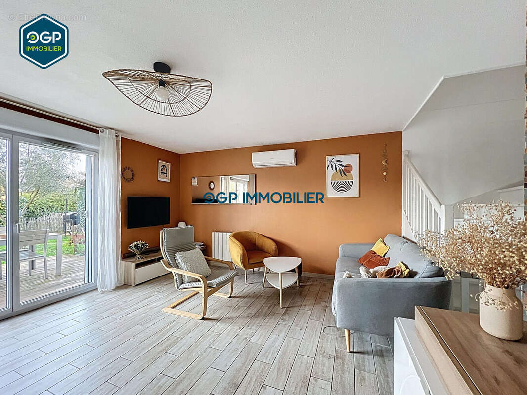 Maison à SAINT-SULPICE