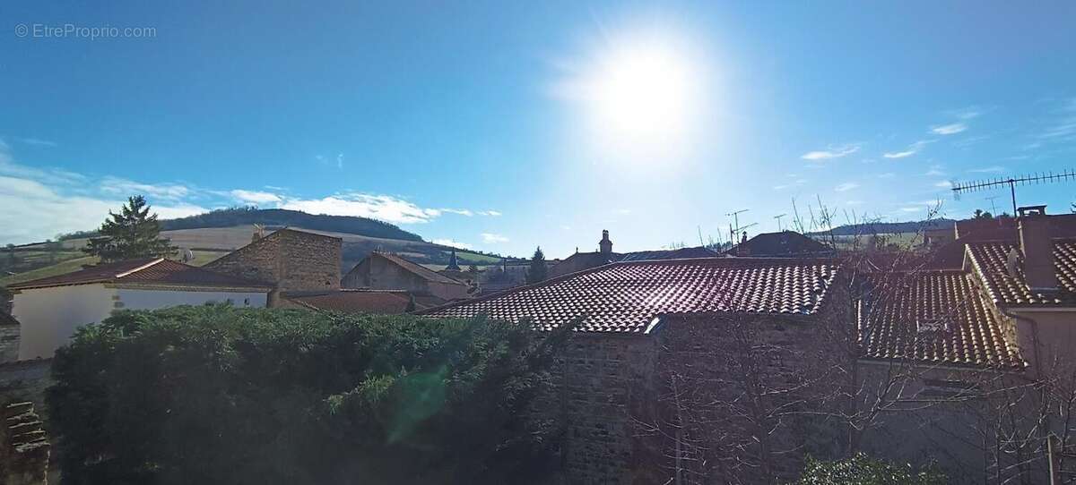 Maison à vendre 6 pièces SAUVAGNAT SAINTE MARTHE (63) - photo 3