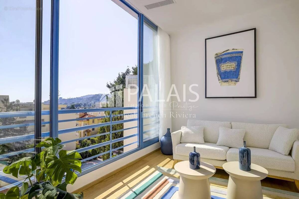 Appartement à BEAULIEU-SUR-MER