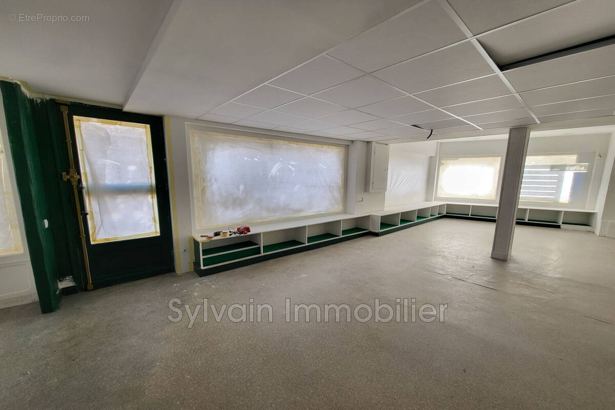 Commerce à SONGEONS