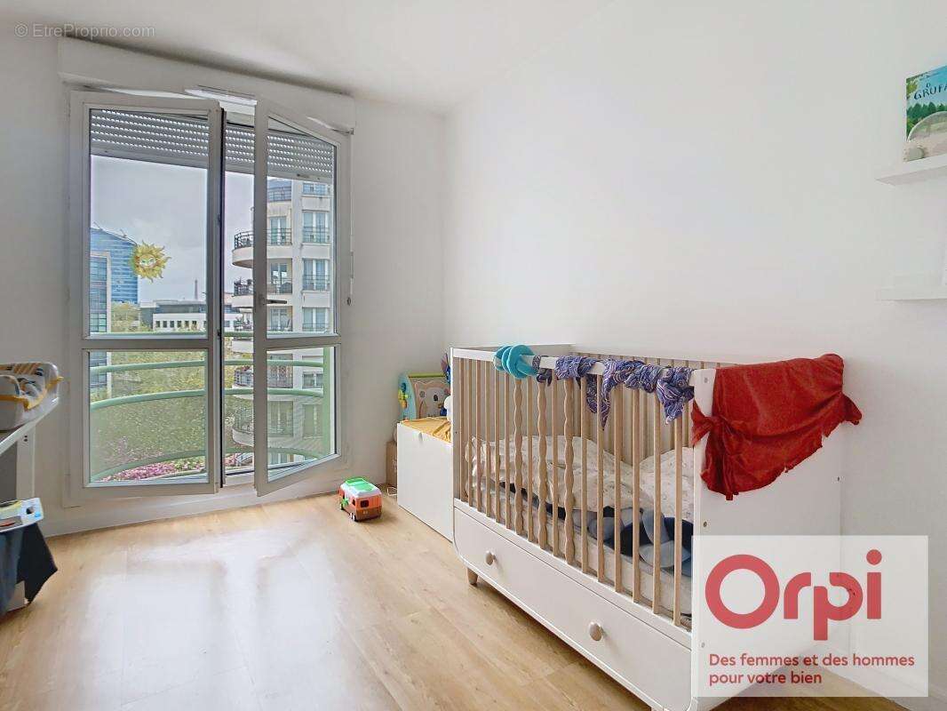 Appartement à ISSY-LES-MOULINEAUX