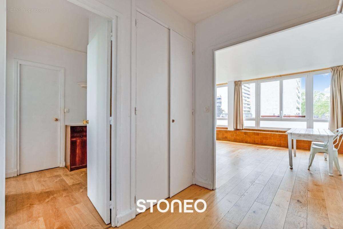 Appartement 4 pieces - 2 chambres - sans vis a vis au calme sur jardins - photo 3