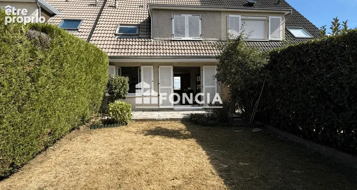 À VENDRE – Maison familiale de 89 m² avec jardin, terrasse et sous-sol total à Saint-Martin-du-Tertre - photo 1
