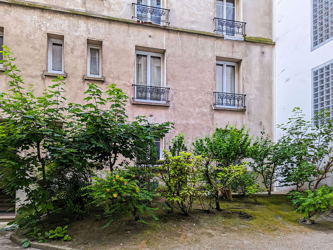 Appartement à PARIS-19E