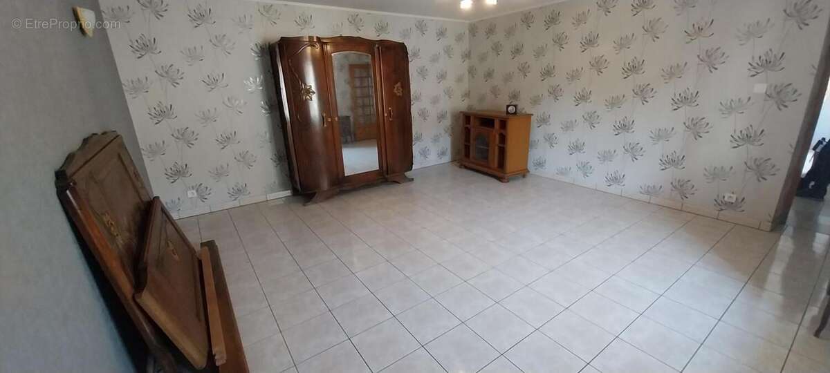 Maison à HAUTEVELLE