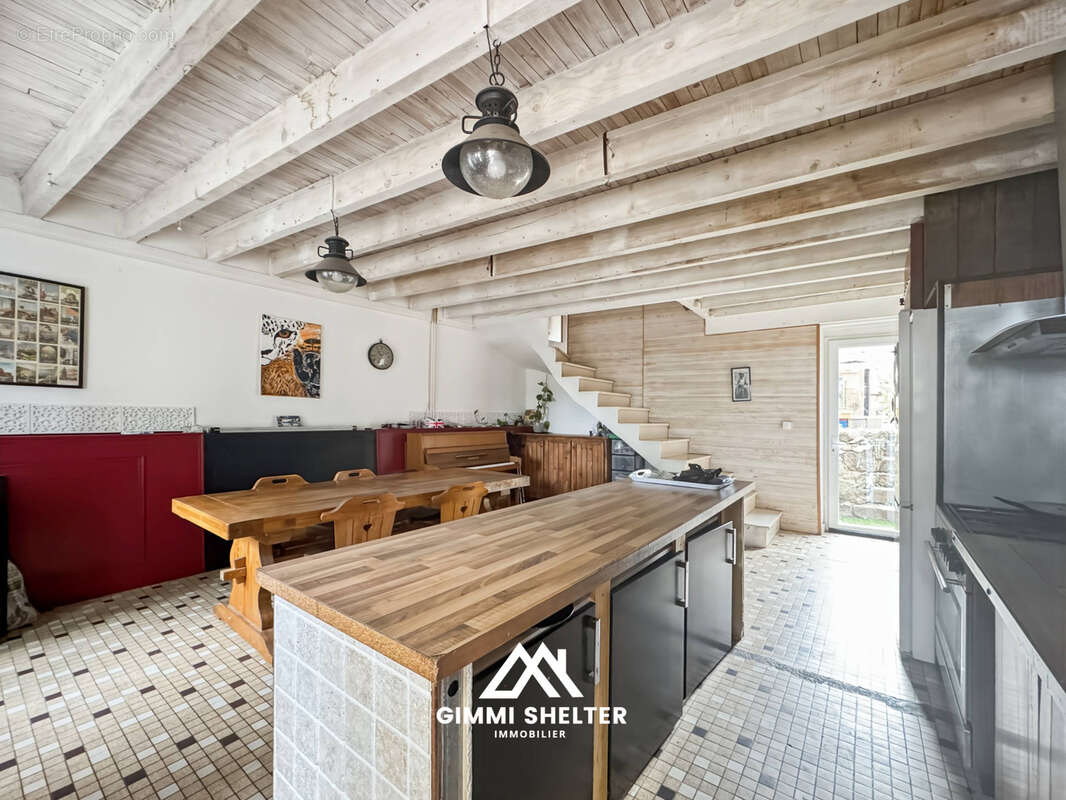 MAISON à La Sauvetat, 4 chambres, grange - photo 3