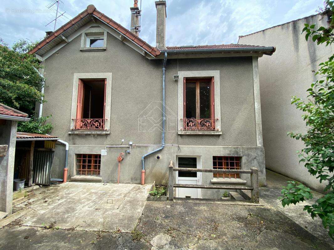Maison à ROSNY-SUR-SEINE