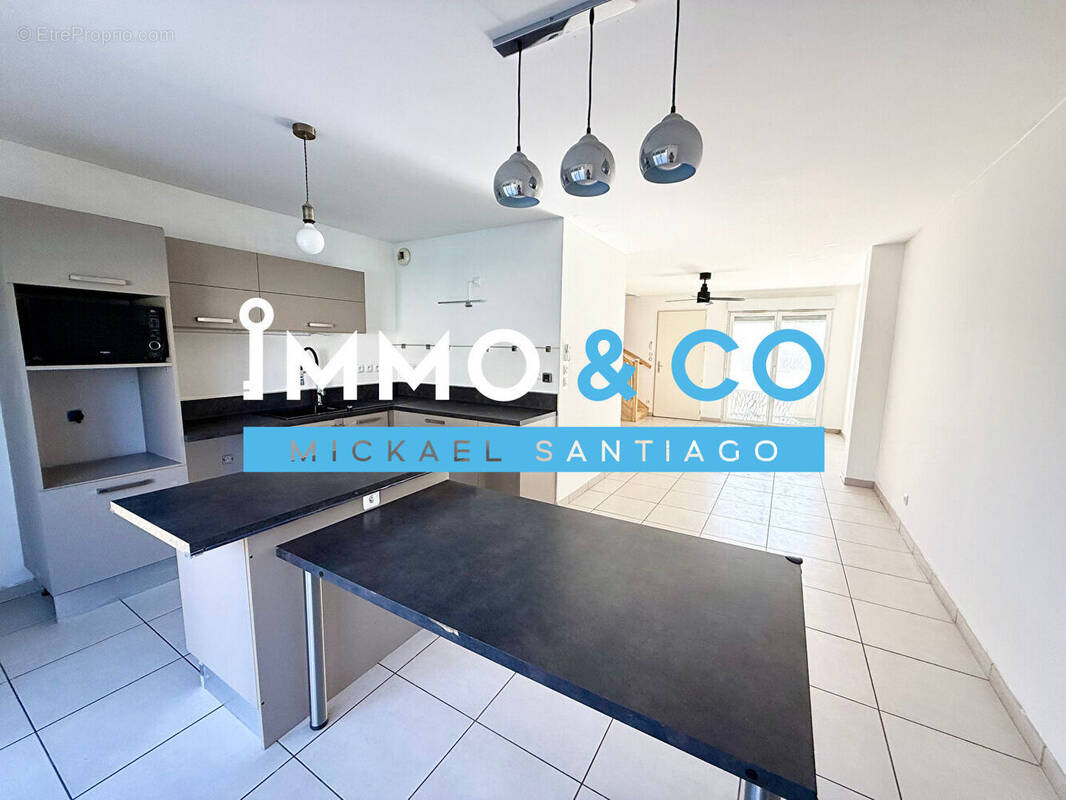 Maison à PORTES-LES-VALENCE