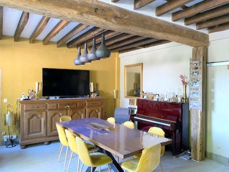 Maison à RIGNY-LE-FERRON