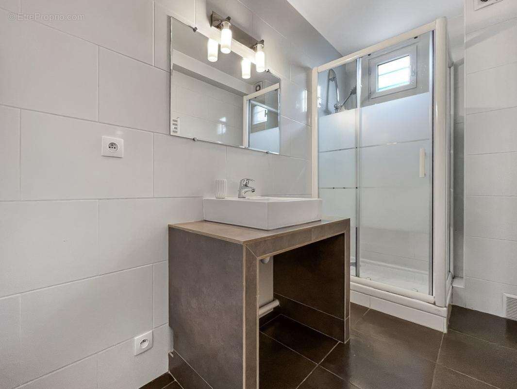 Maison à ASNIERES-SUR-SEINE