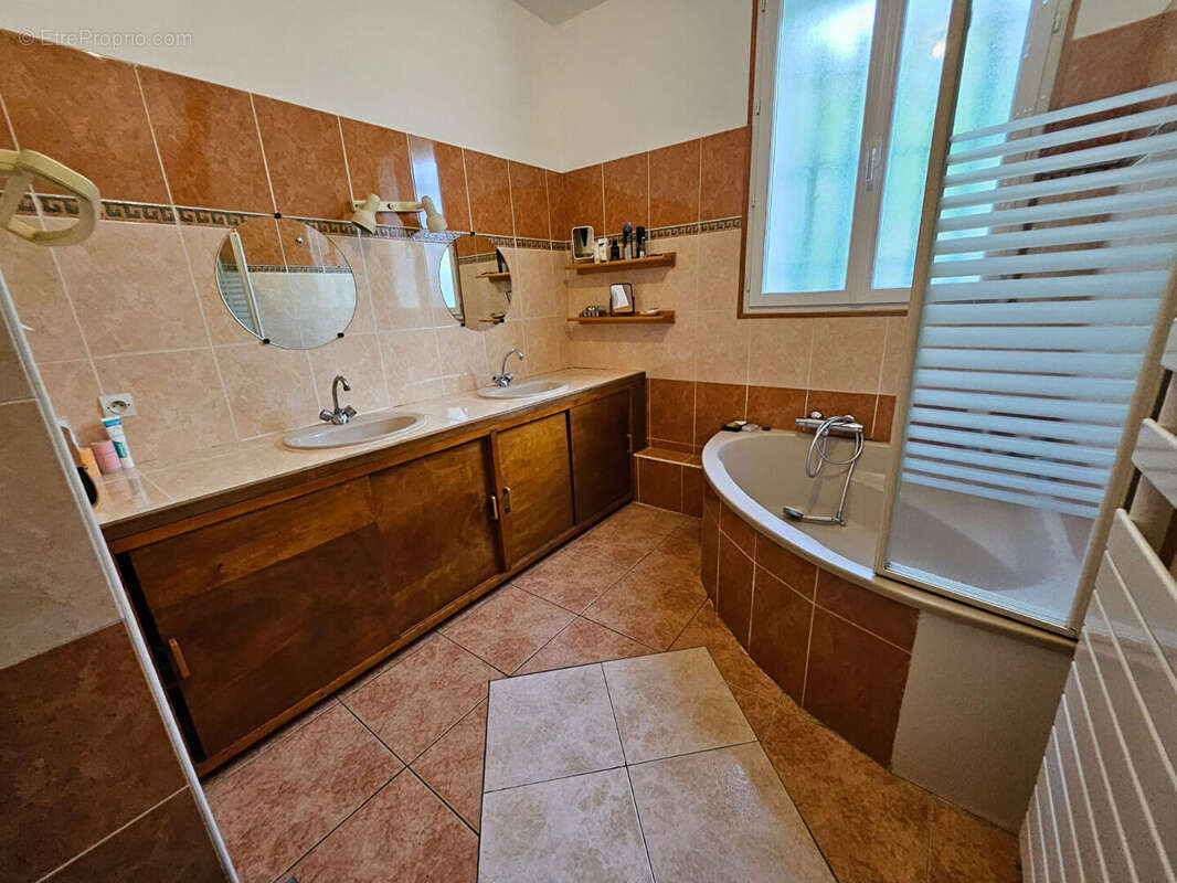 Magnifique maison de ville en Pierre - photo 15