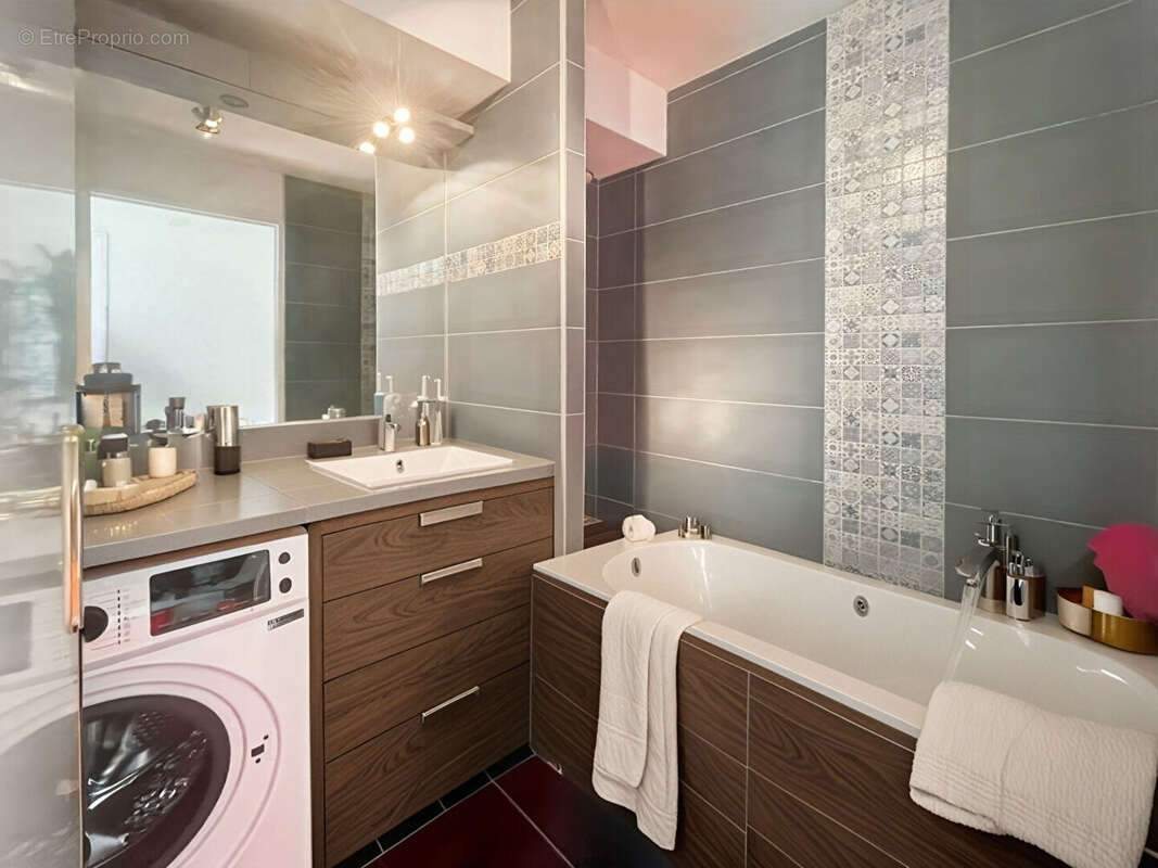 Appartement à SAINT-DENIS