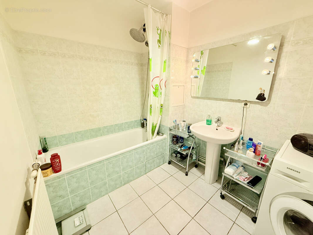 Appartement à LA MOTTE-SERVOLEX