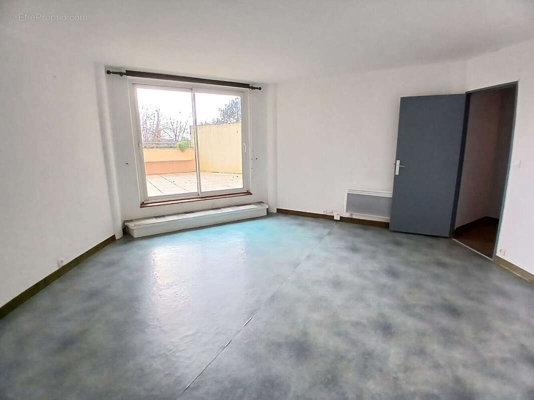 Appartement à HEROUVILLE-SAINT-CLAIR