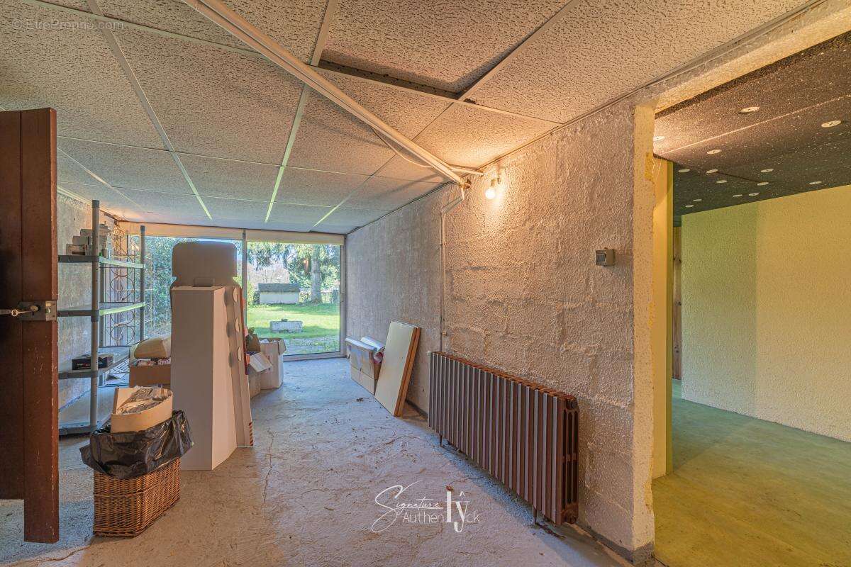 Appartement à SAINT-ETIENNE-DE-FURSAC