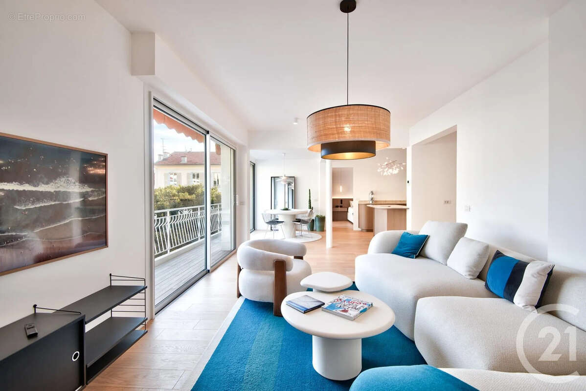 Appartement à BEAULIEU-SUR-MER