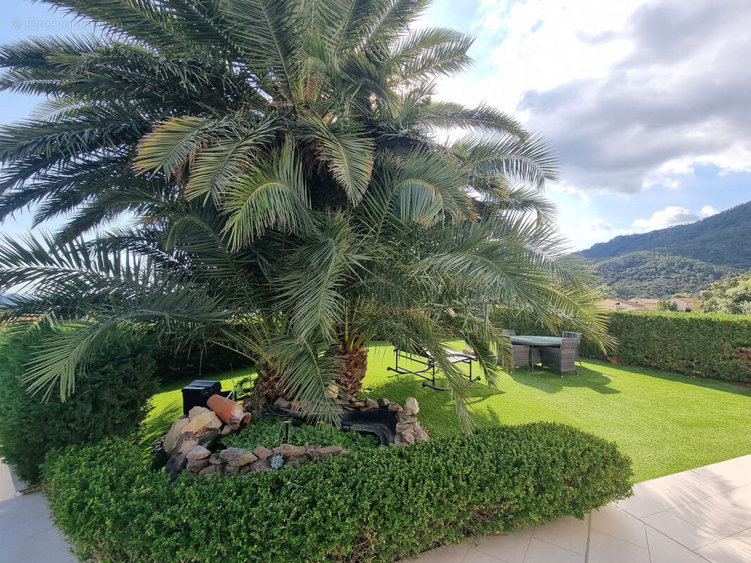Limite mandelieu ville t4/t5 de 150m2 vue mer panoramique jardin entourant jacuzzi garage - photo 46