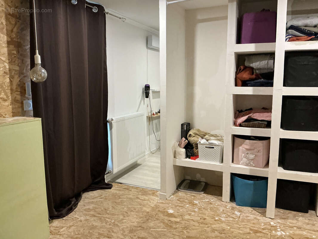 Maison à SAINT-VICTOR