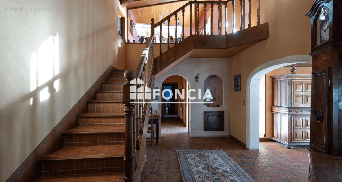 Saint-Jean-de-Muzols, très belle maison d'architecte d'environ 175 m2 avec une vue magnifique - photo 9