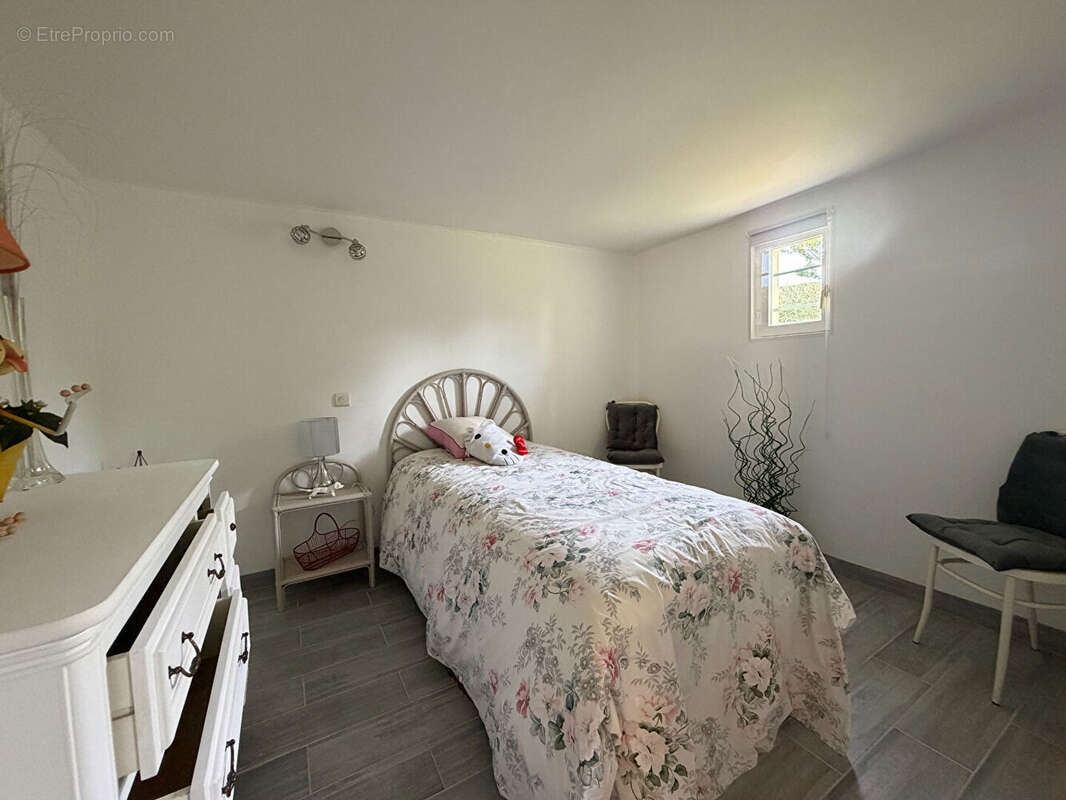 Maison à LES BREVIAIRES