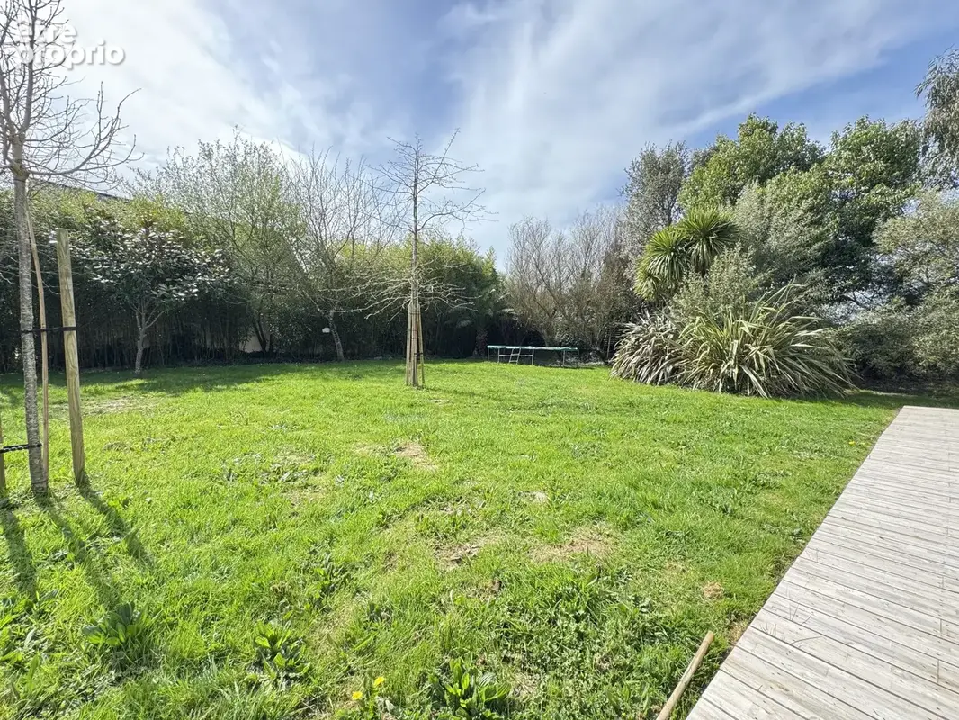 Maison 153 m² à Saint-Molf  - photo 2