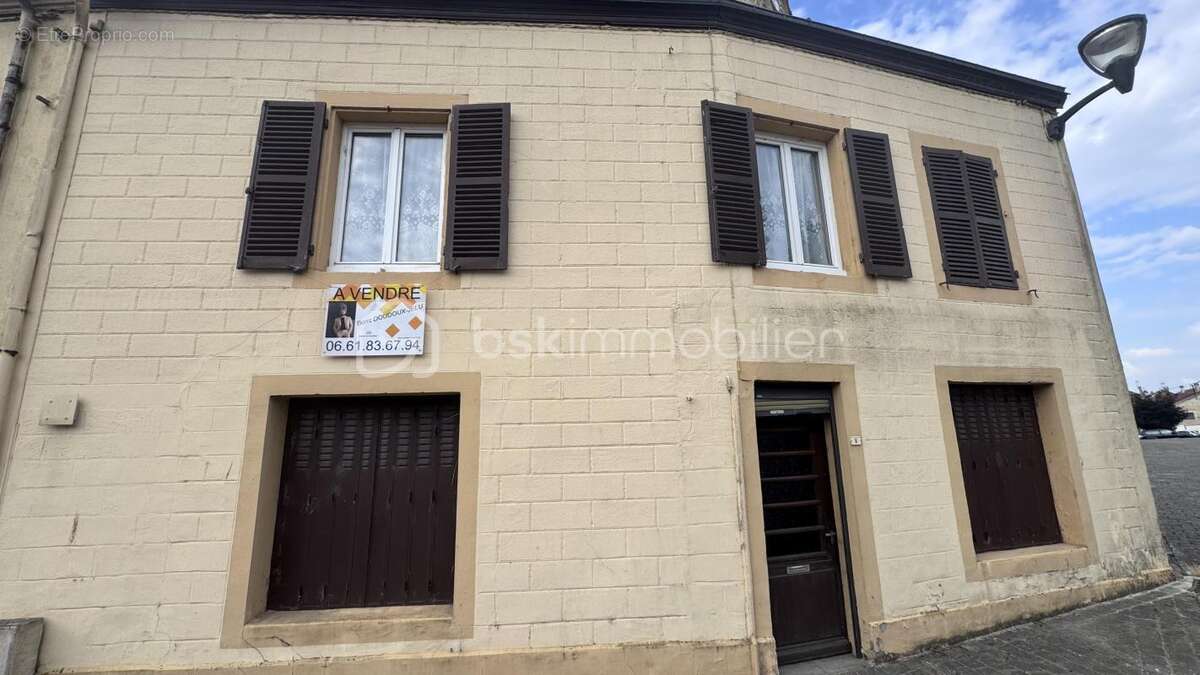 Maison a renover - photo 2