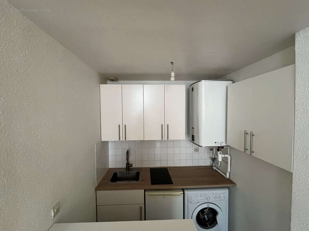 A vendre quartier st pierre proche trams b et c - photo 2