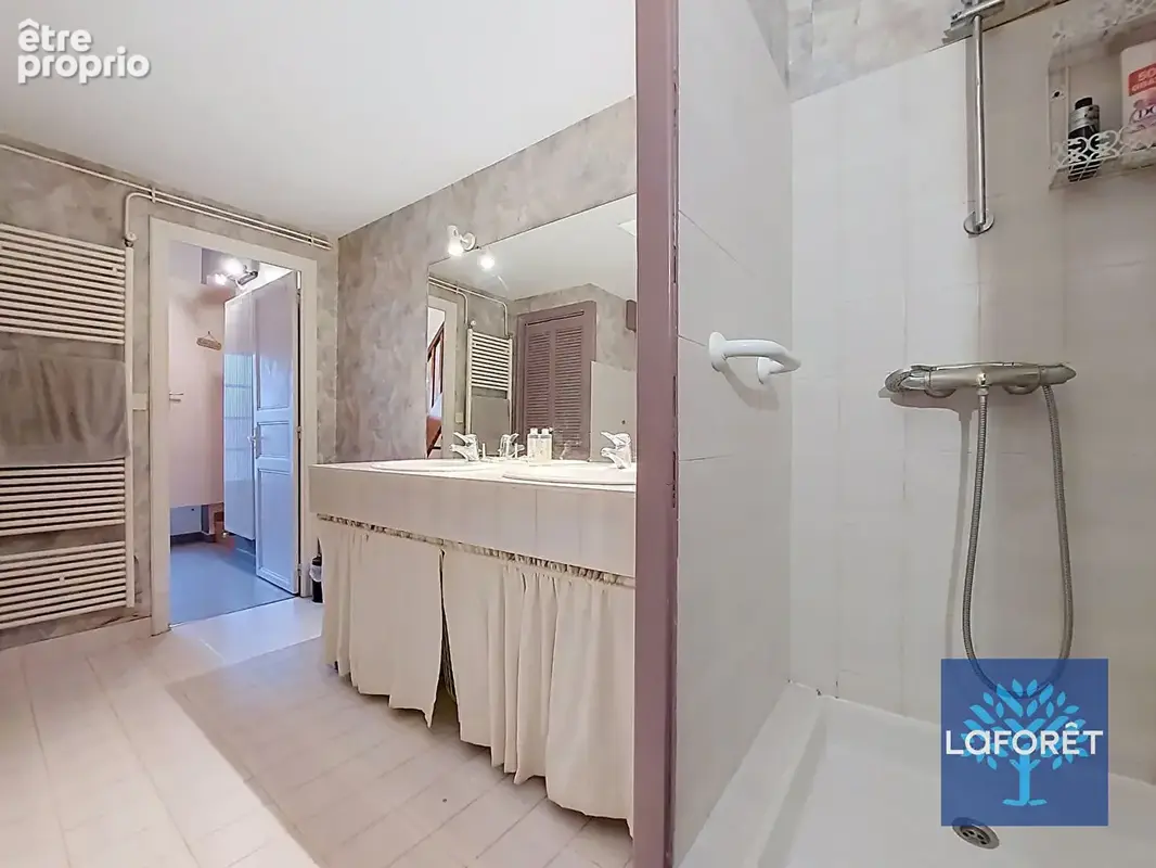 Maison de ville en plein coeur de ville ? Tout à pied ! - photo 9
