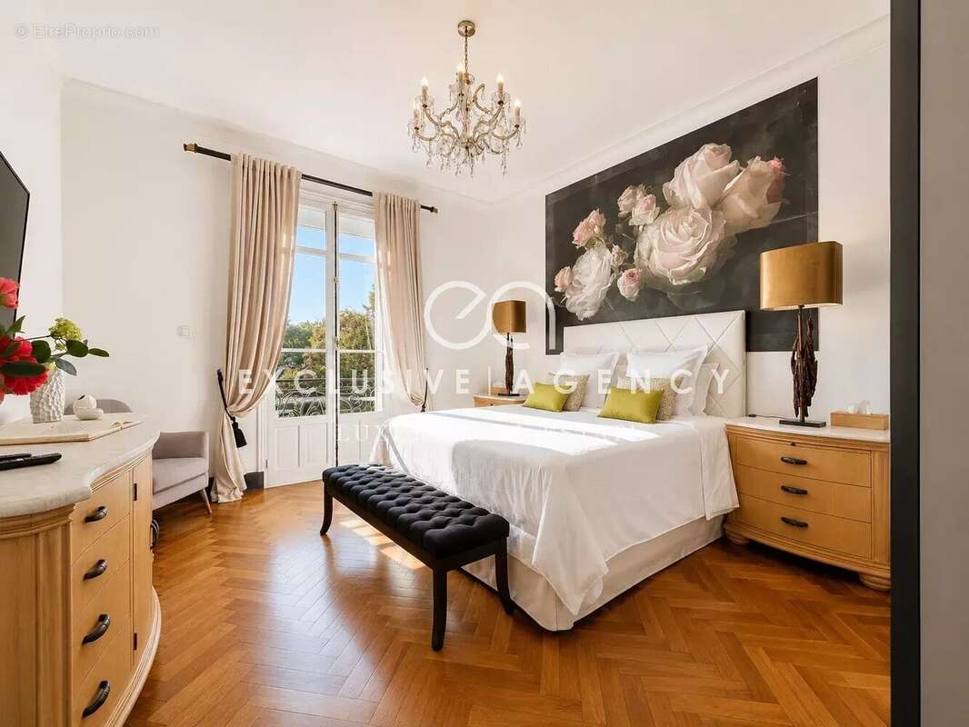 Cannet Europe maison bourgeoise 302m² au calme - photo 9