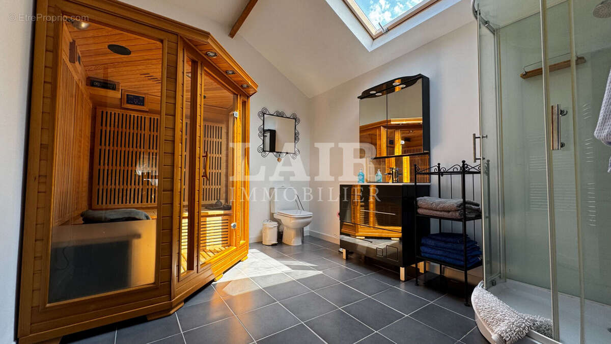 Magnifique propriété sur 1,8 hectares à vendre en Exclusivité secteur Pre En Pail Saint Samson - Réf: A15545 - photo 17