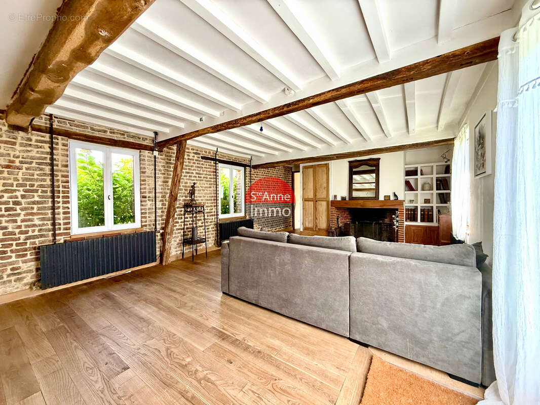 Coullemelle - 190m2 - maison individuelle - 5 chambres - autonomie de plain pied - jardin - terrasse - garage - photo 5
