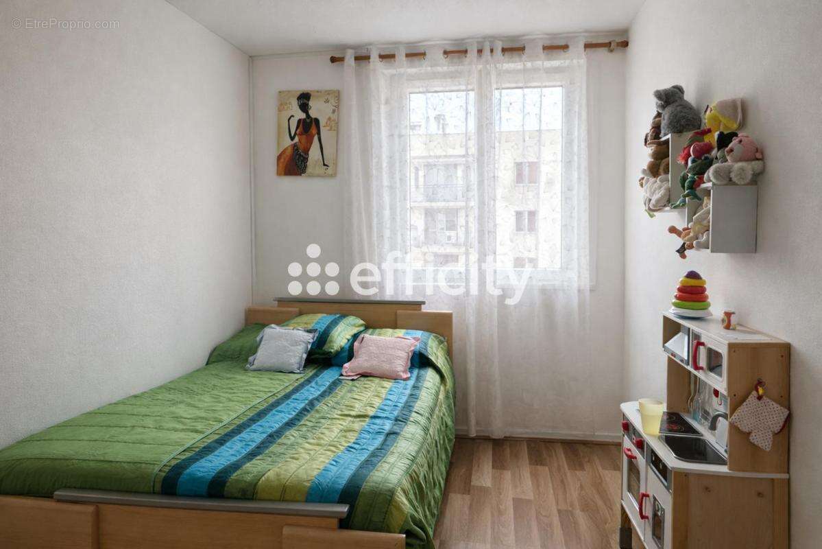 Appartement à BONDY