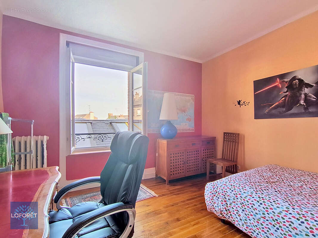 Appartement à FOUGERES