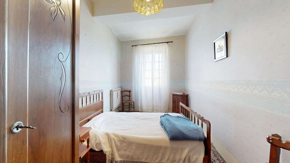 Maison à PIEUSSE