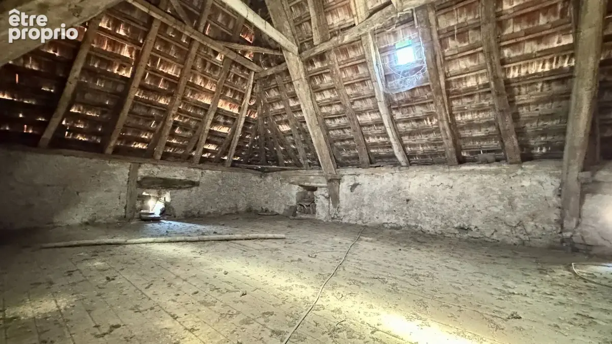 Ancien corps de ferme de village - 5 bâtiments - photo 26