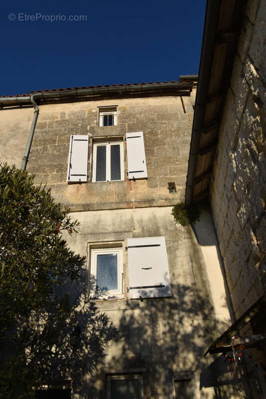 DSC_0006 - Maison à ANGOULEME