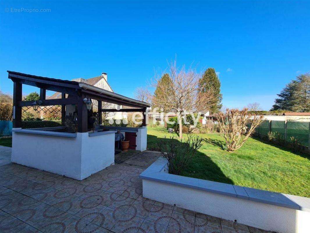 Maison à AUBEVOYE