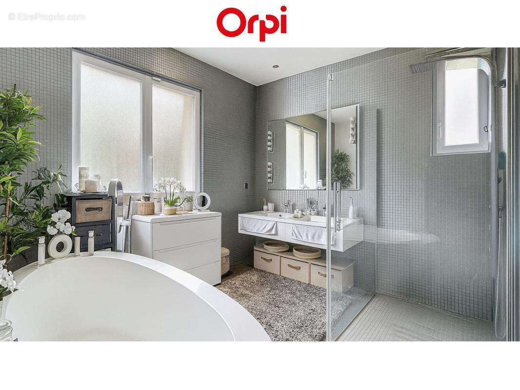 Appartement à ANNEMASSE