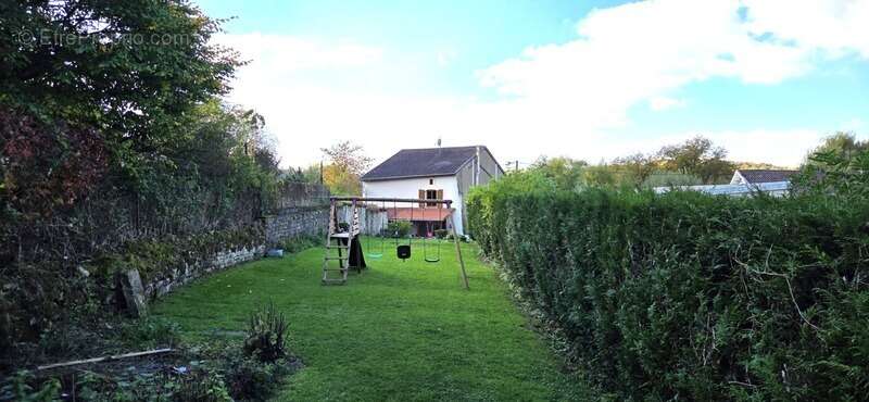 Maison à PETIT-FAILLY