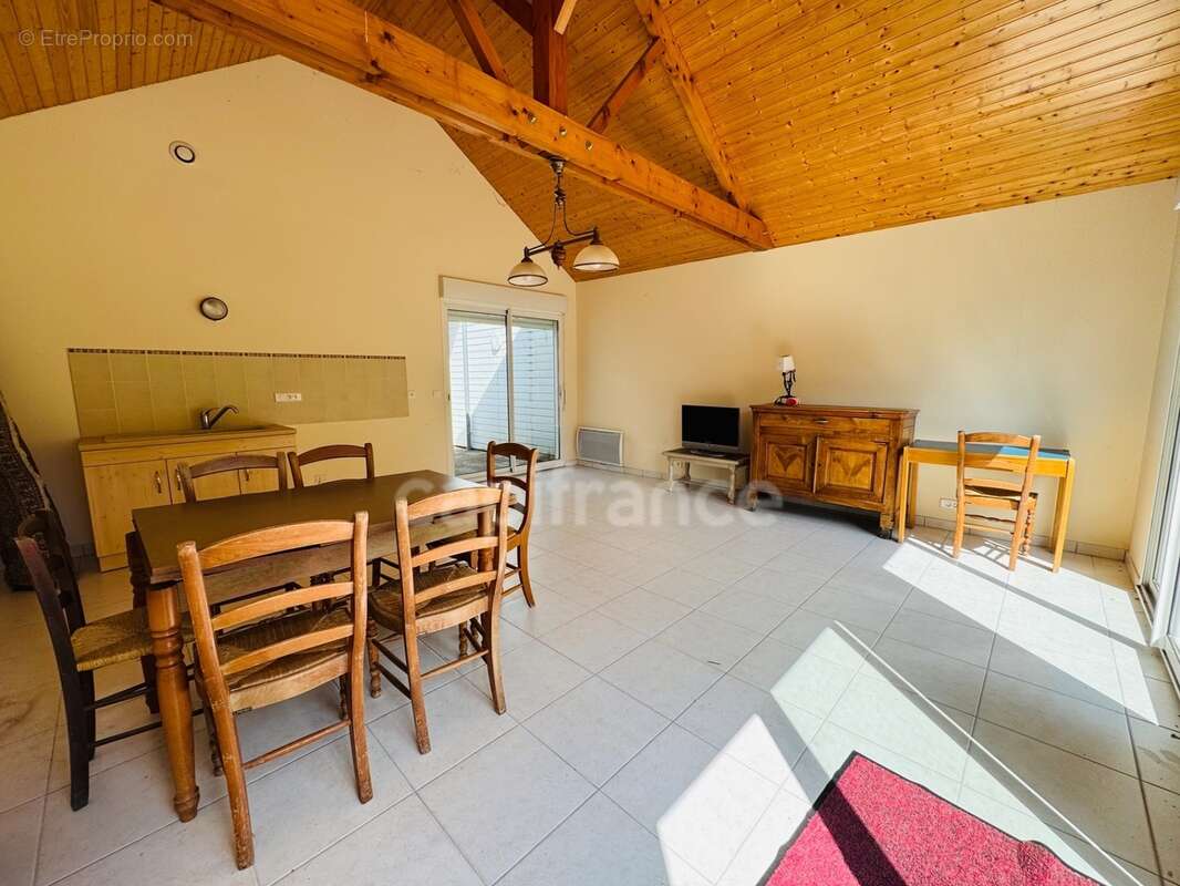 Quimiac - a vendre maison de pecheurs + dépendance avec jardin clos - 4 chambres - accès plage de lanséria et commerces à pied - photo 9