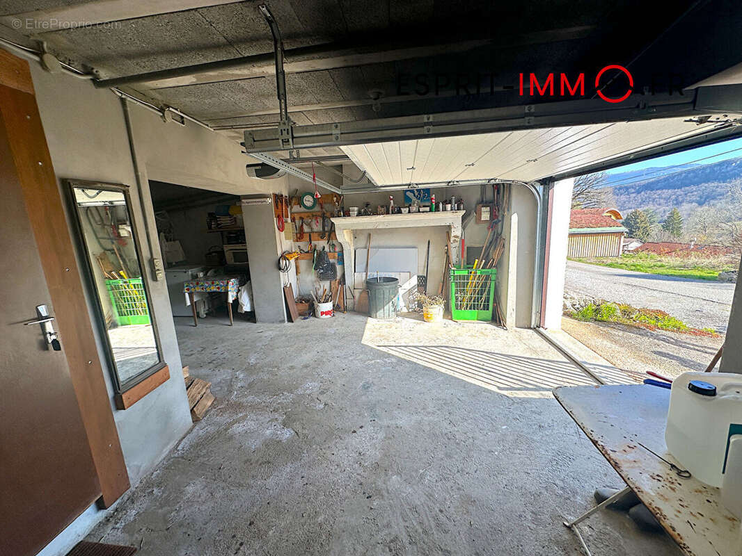 Maison à SAINT-PIERRE-DE-CURTILLE