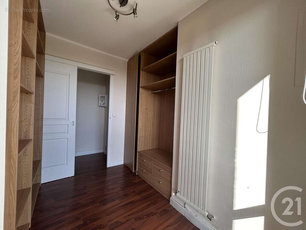 Appartement à FONTAINEBLEAU