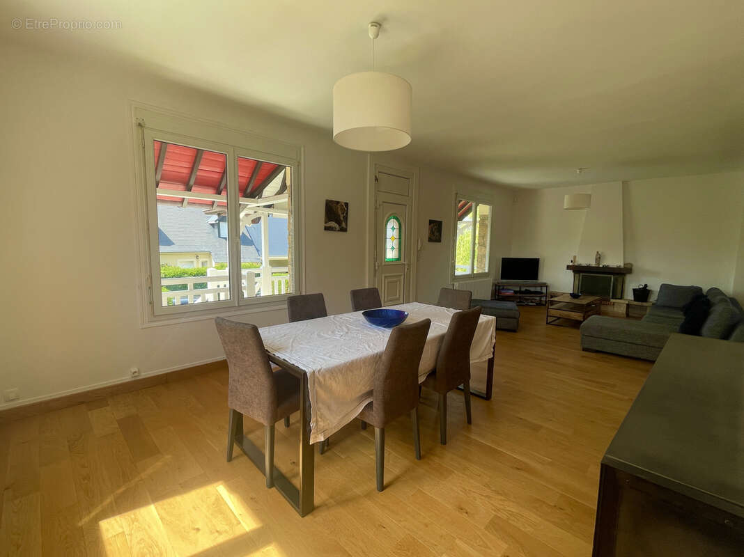 Maison à BLONVILLE-SUR-MER