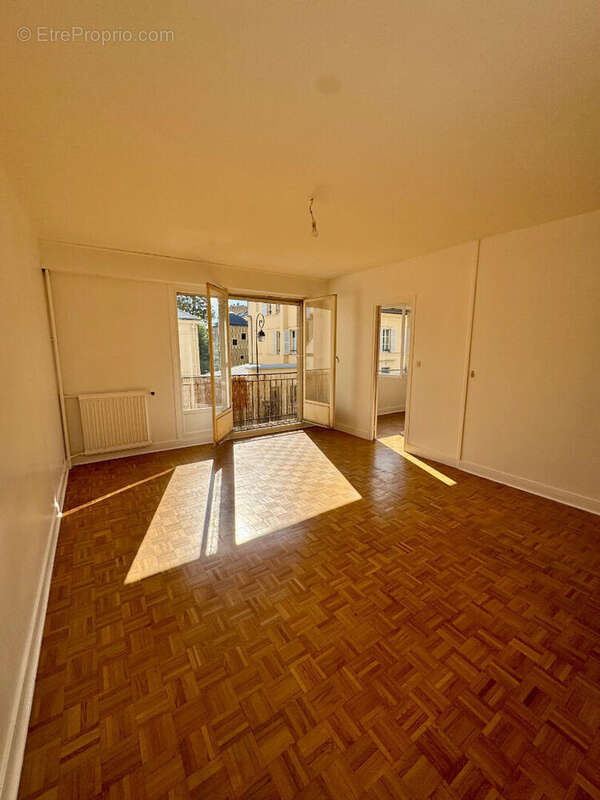 Appartement à VERSAILLES