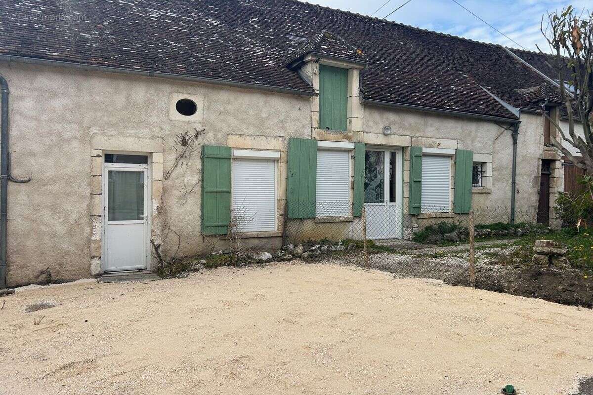 Maison à ETAIS-LA-SAUVIN