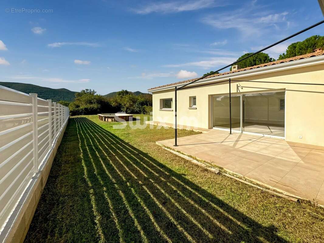 Maison à LA COUCOURDE