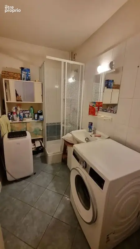 Lumineux appartement 5 pièces - vendu occupé - au dernier étage avec vue dégagée - photo 7