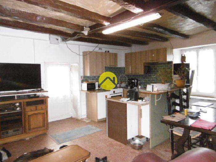 Maison à TOURNON-SAINT-MARTIN