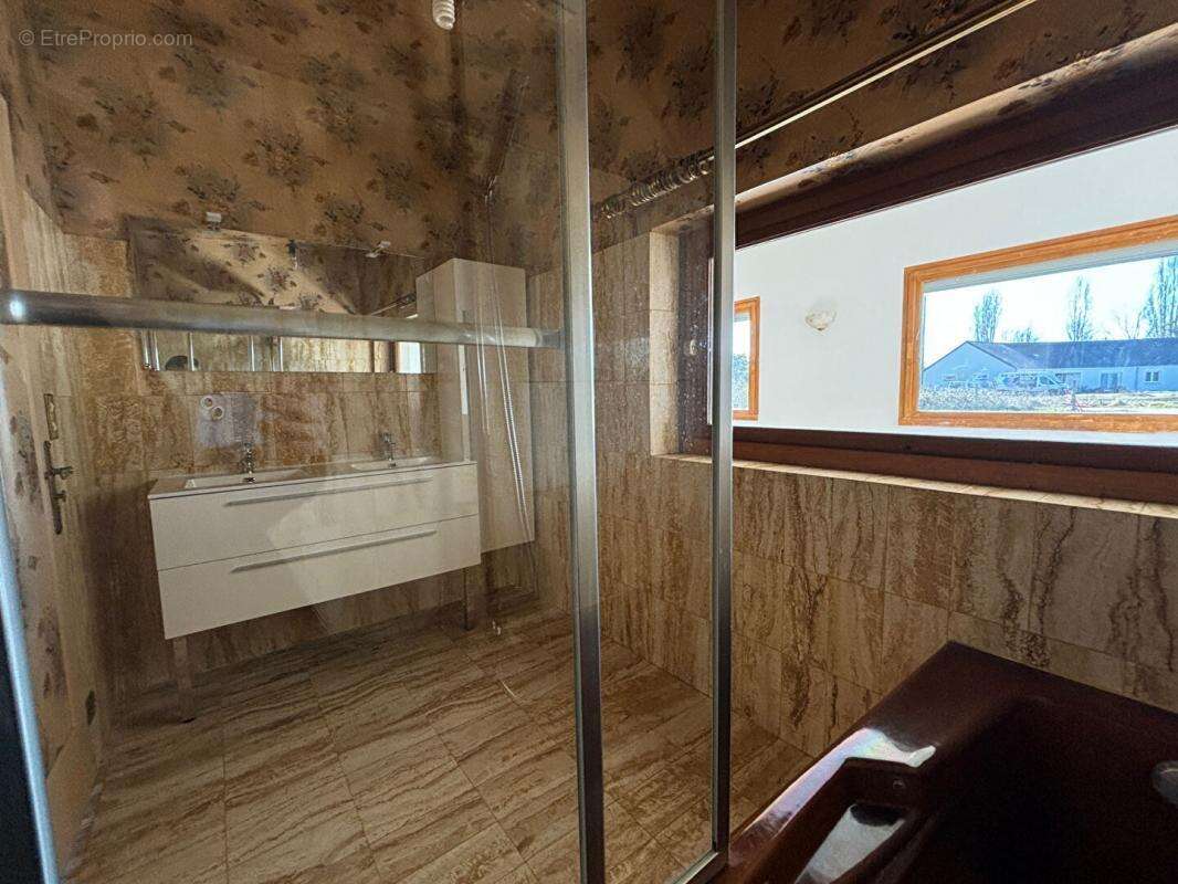 Maison à POILLY-LEZ-GIEN