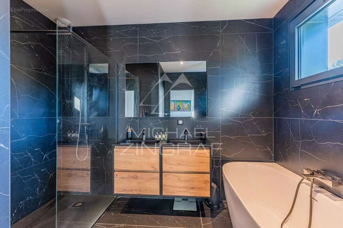 Maison à LE BOUSCAT